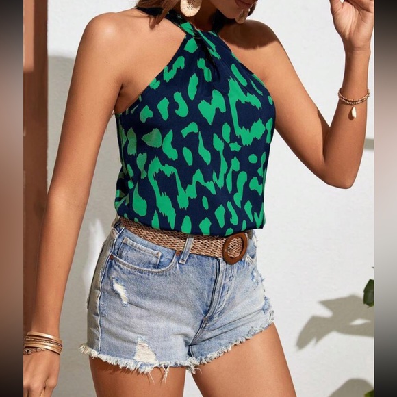 Boho leopard print twist neck top - Picture 6 of 6